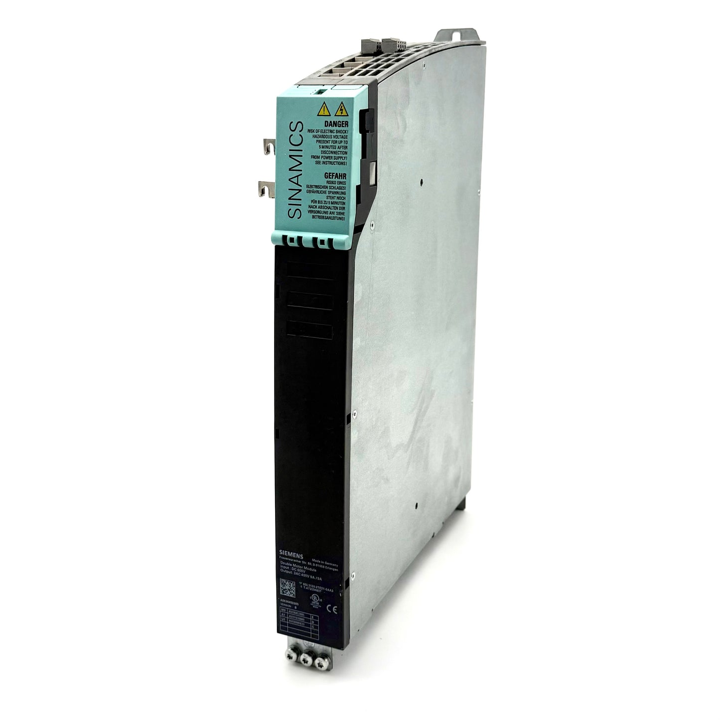 6SL3120-2TE21-0AA3 SINAMICS S120 Double Motor Module Eingang: DC 600V Ausgang: 3AC 400V, 9A/9A Bauform: booksize interne Luftkühlung optimierte Pulsmuster und Unterstützung der extended Safety integrated Funktionen inkl. DRIVE-CLiQ Leitung
