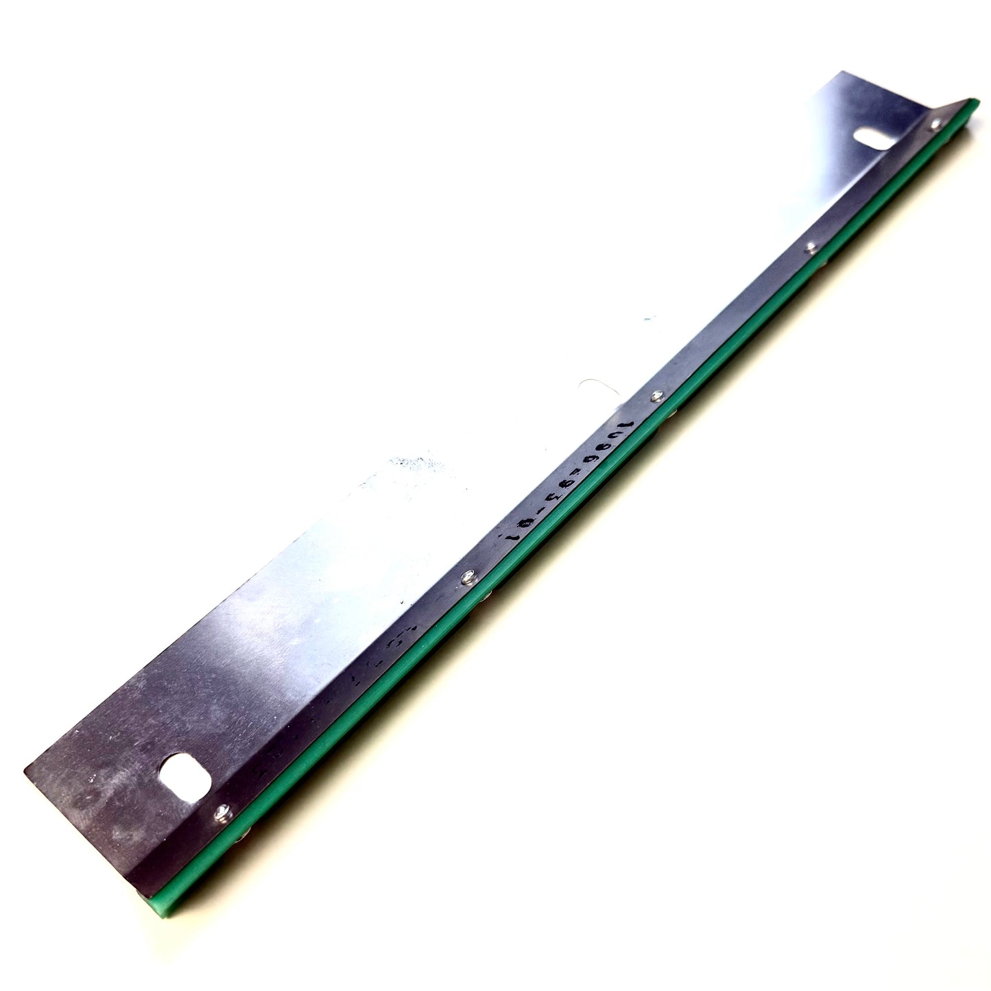 1096289 B06245780500 Abstreifer Grün für DZ/FZ 12 Y-Fahrständer seitlich  --- Neuteil ---