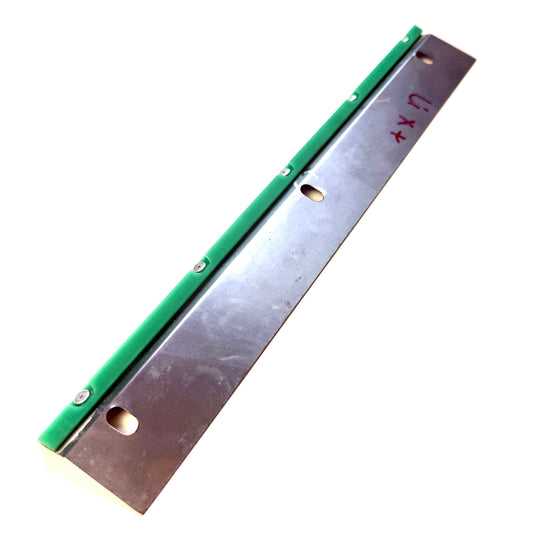 1096293 B06245780600 Abstreifer Grün für DZ/FZ 12 Y-Fahrständer seitlich  --- Neuteil ---